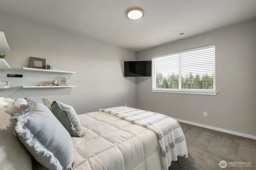 4565 Olivine Drive SW Port Orchard WA 98367