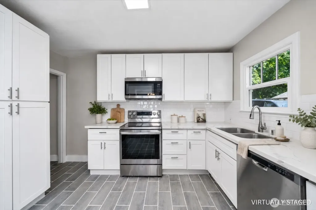 7409 Steilacoom Boulevard SW Lakewood WA 98499