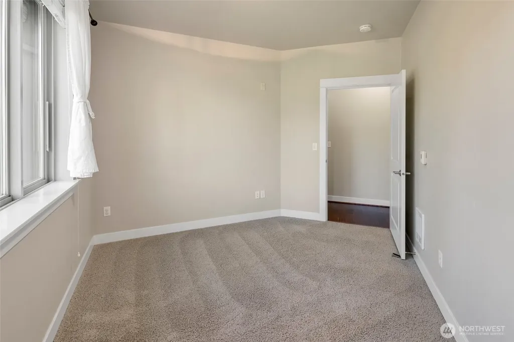 15730 116th Avenue NE Bothell WA 98011