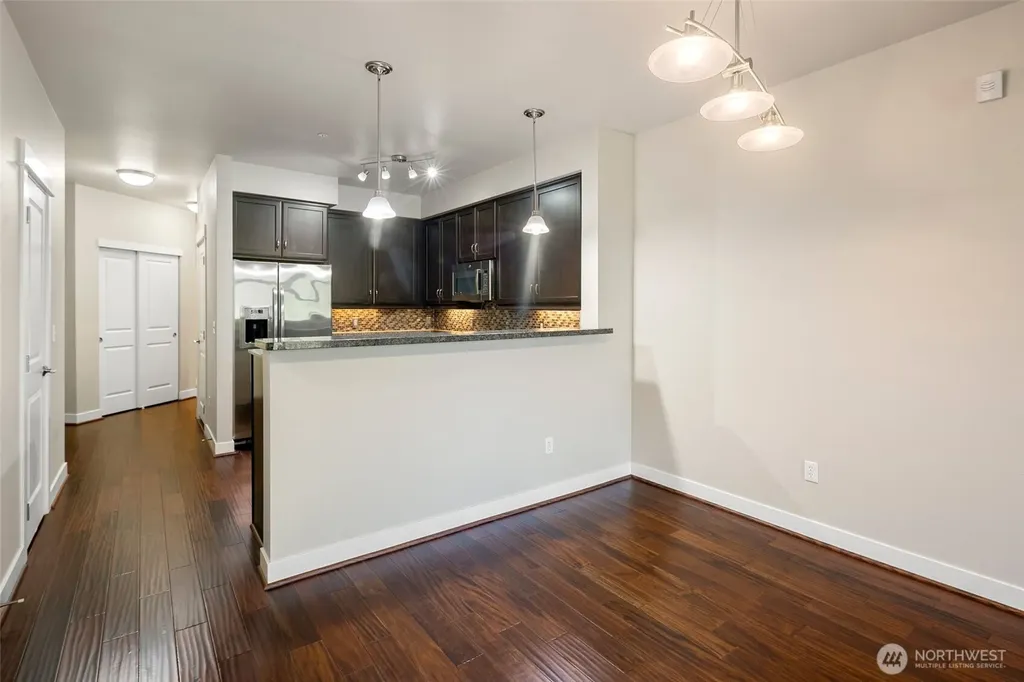 15730 116th Avenue NE Bothell WA 98011