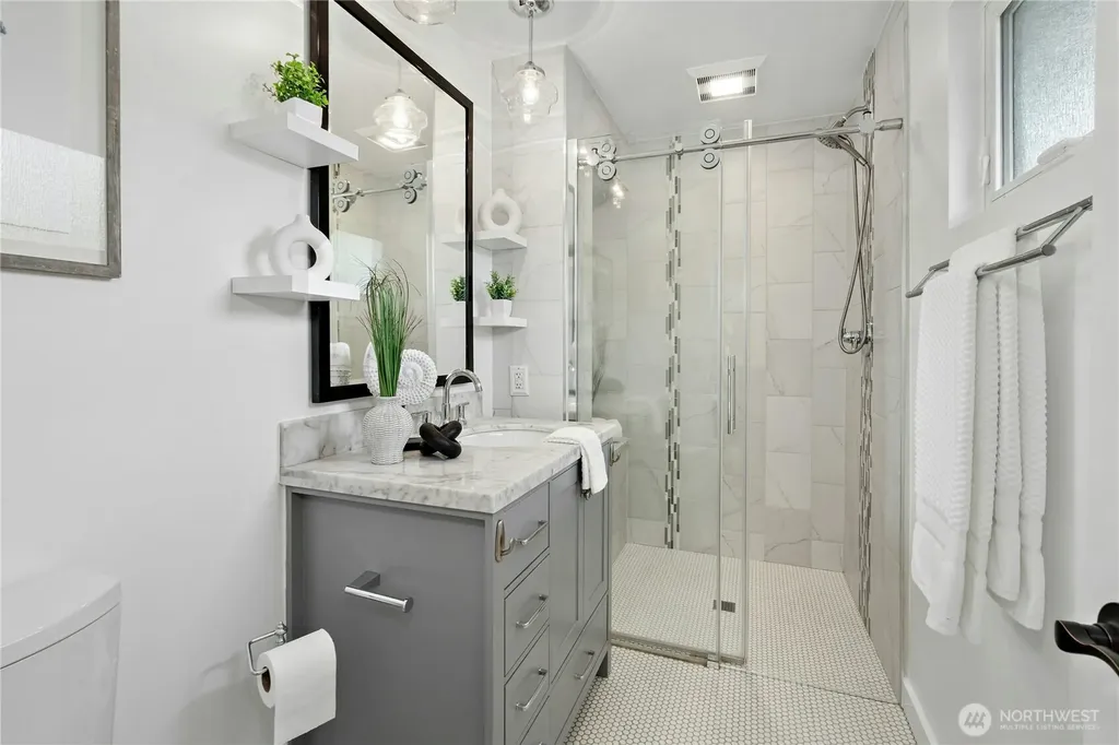 1310 121st Avenue SE Bellevue WA 98005
