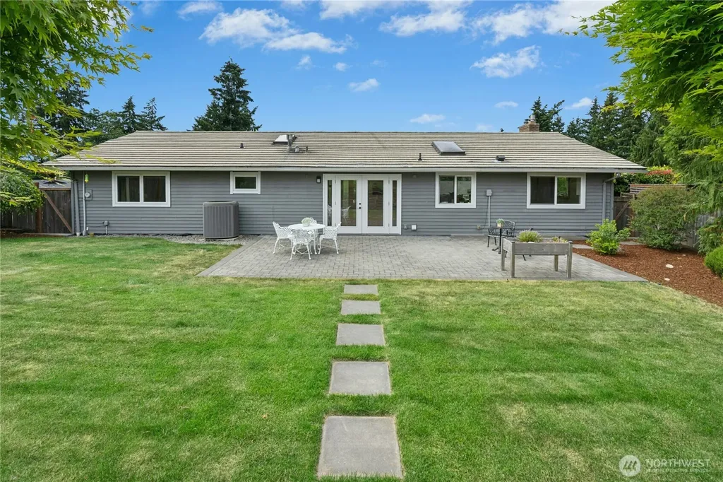 1310 121st Avenue SE Bellevue WA 98005
