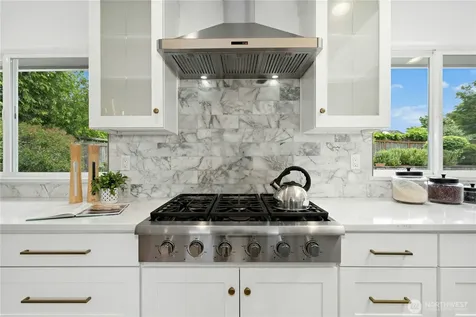 1310 121st Avenue SE Bellevue WA 98005