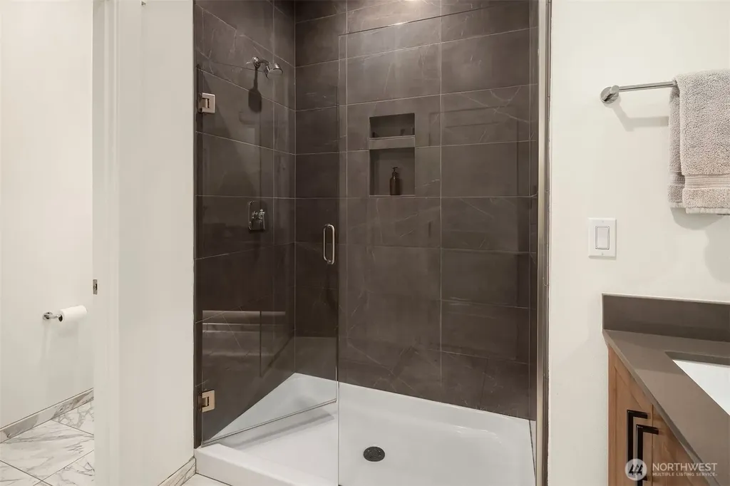 9632 NE 183rd Street Bothell WA 98011