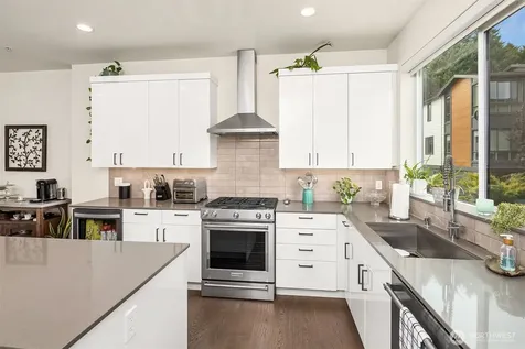 9632 NE 183rd Street Bothell WA 98011
