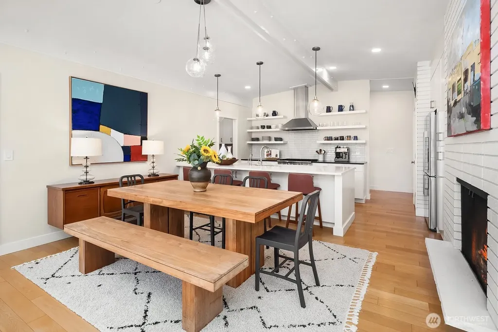 7260 W Mercer Way Mercer Island WA 98040