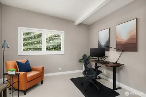 7260 W Mercer Way Mercer Island WA 98040