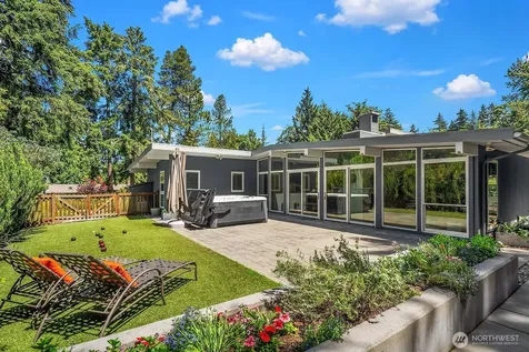 7260 W Mercer Way Mercer Island WA 98040