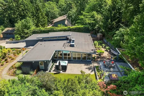 7260 W Mercer Way Mercer Island WA 98040