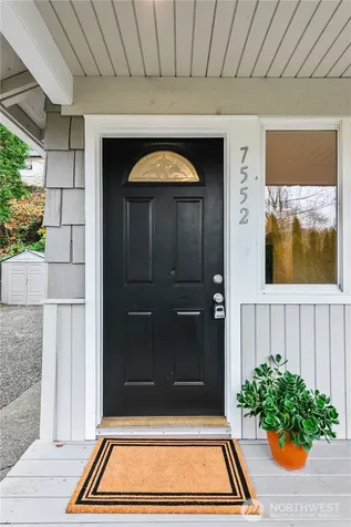 7552 21st Avenue SW Seattle WA 98106