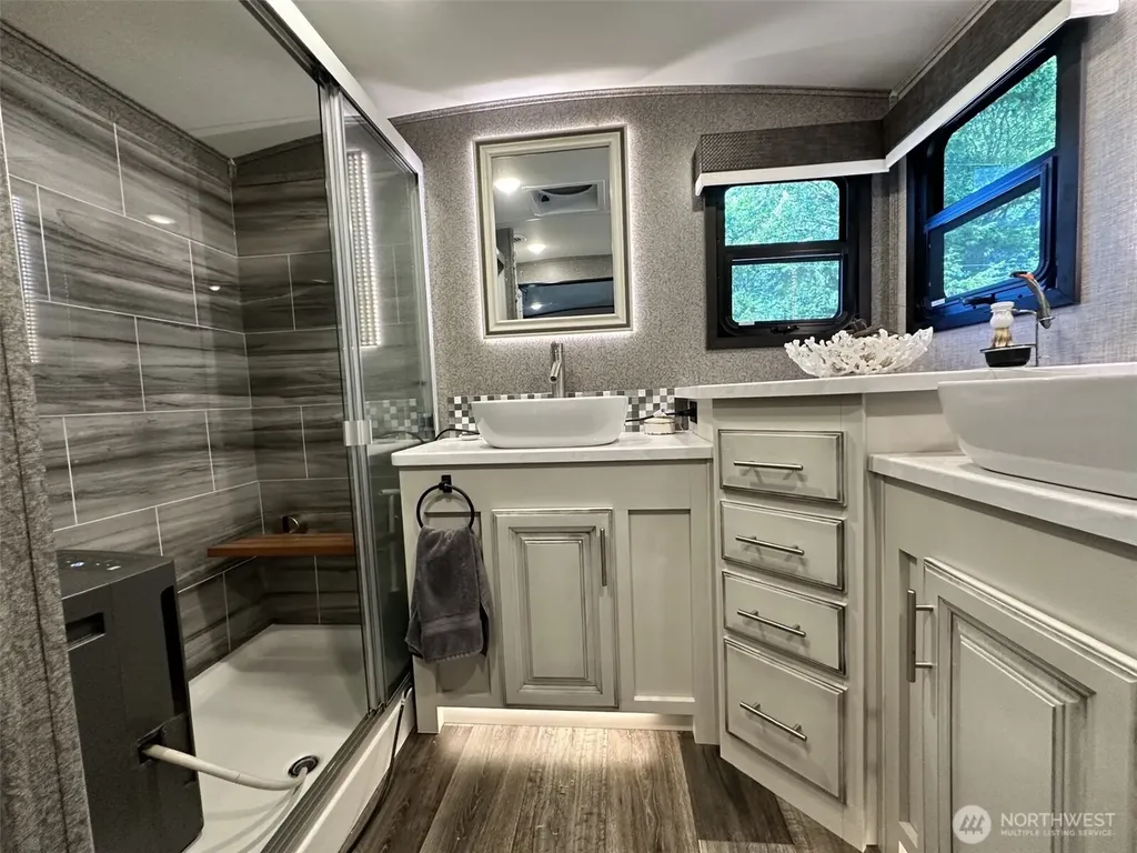132 Victoria Loop Ocean Shores WA 98569