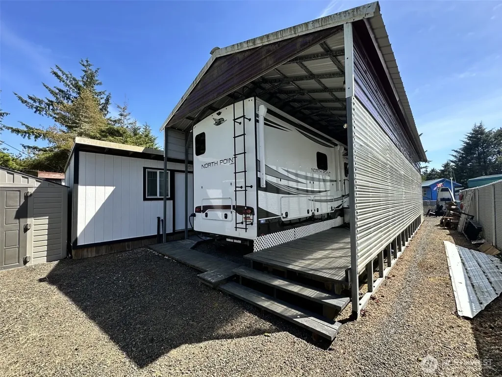 132 Victoria Loop Ocean Shores WA 98569
