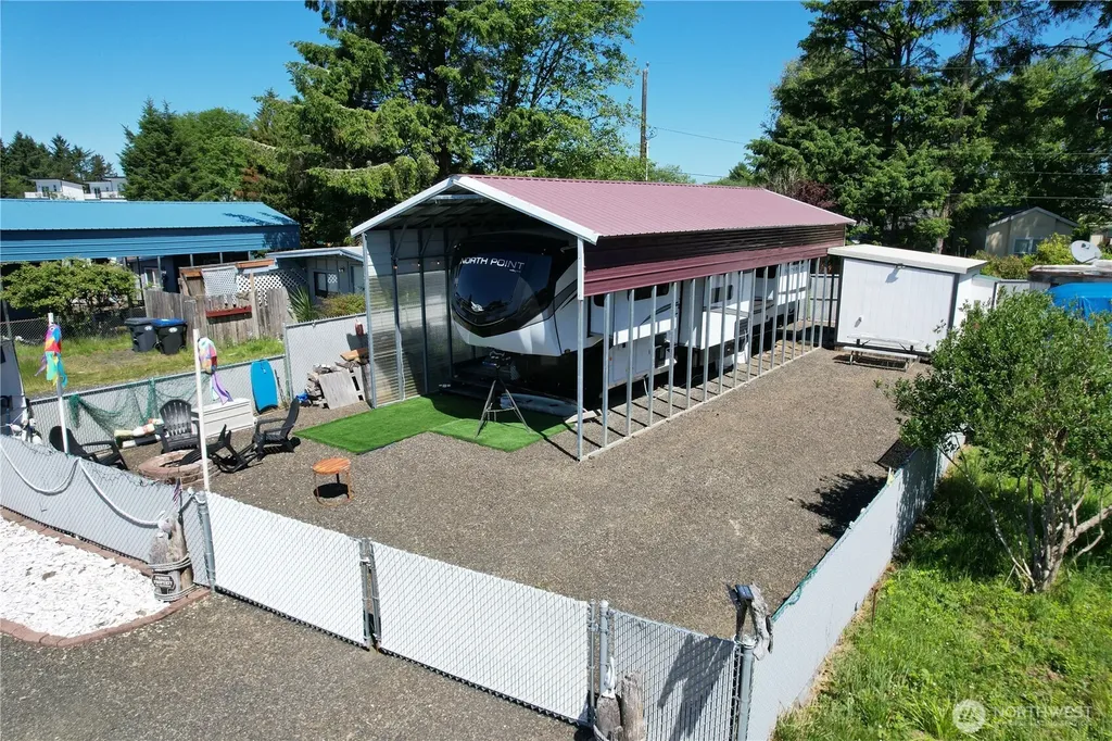 132 Victoria Loop Ocean Shores WA 98569