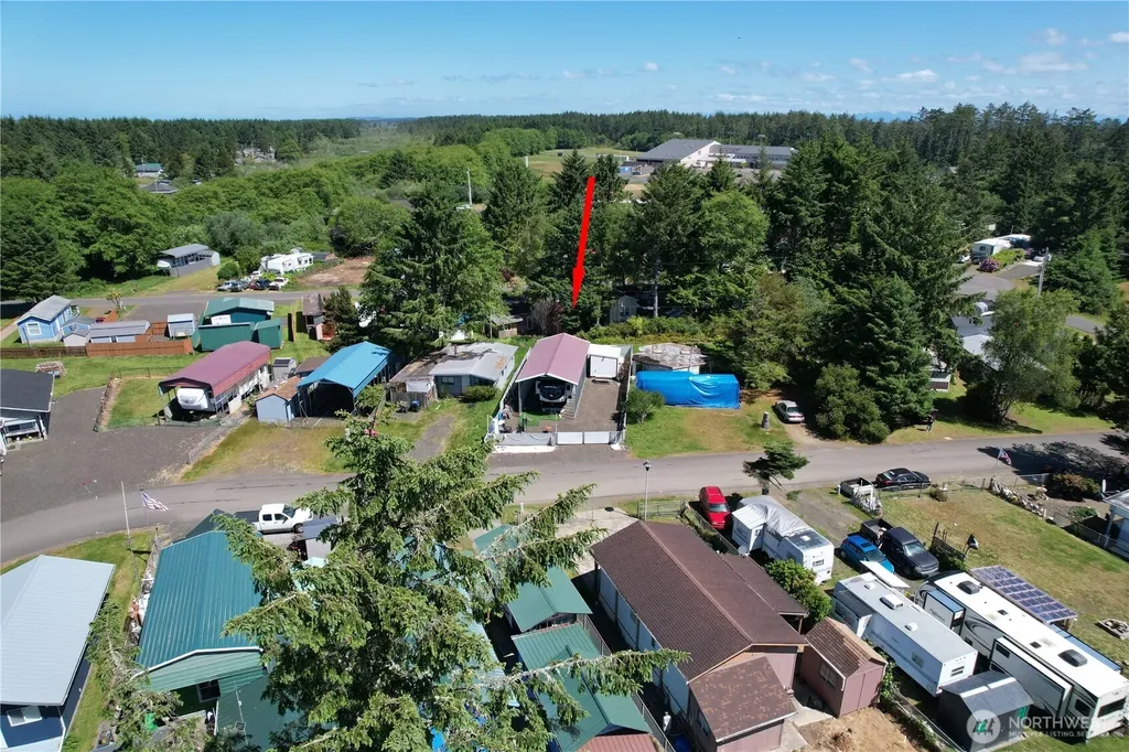 132 Victoria Loop Ocean Shores WA 98569