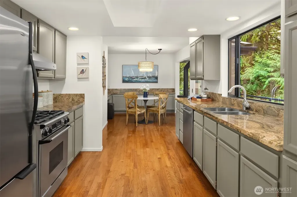 4429 E Mercer Way Mercer Island WA 98040
