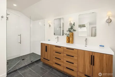 4429 E Mercer Way Mercer Island WA 98040