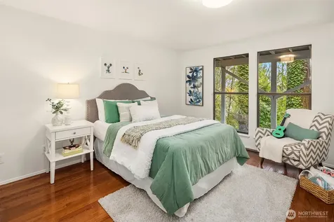 4429 E Mercer Way Mercer Island WA 98040