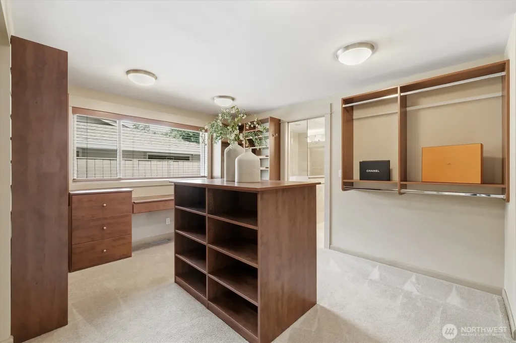 216 131st Avenue NE Bellevue WA 98005