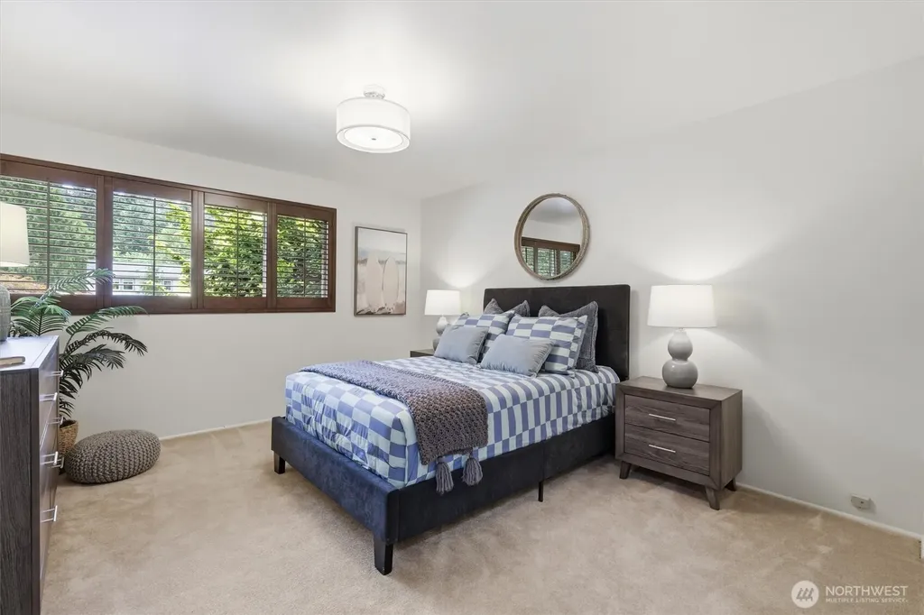 216 131st Avenue NE Bellevue WA 98005