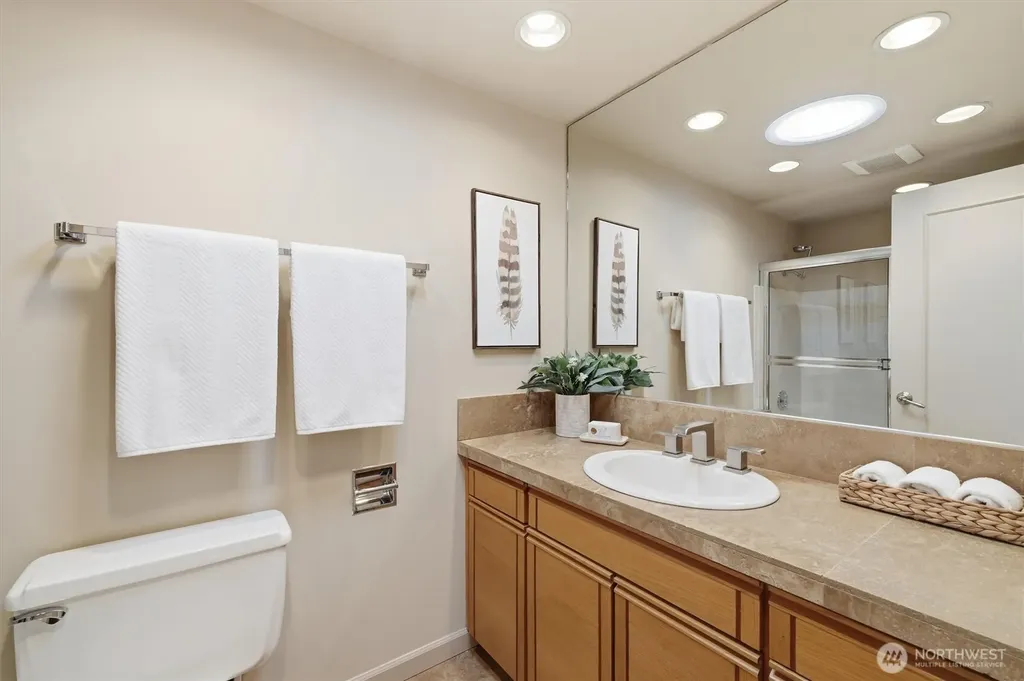 216 131st Avenue NE Bellevue WA 98005