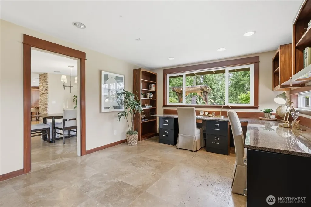 216 131st Avenue NE Bellevue WA 98005
