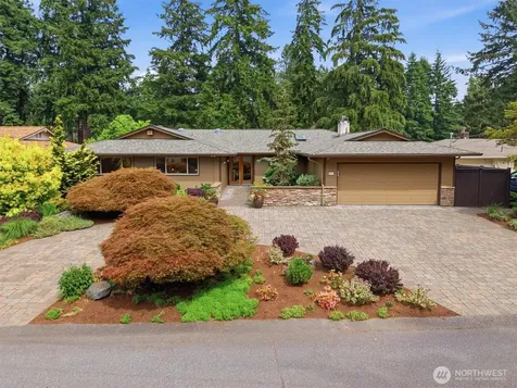 216 131st Avenue NE Bellevue WA 98005