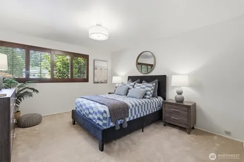 216 131st Avenue NE Bellevue WA 98005