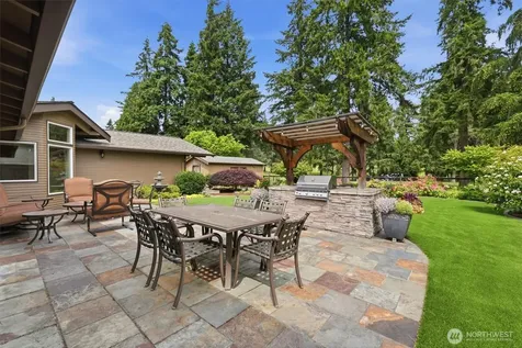 216 131st Avenue NE Bellevue WA 98005