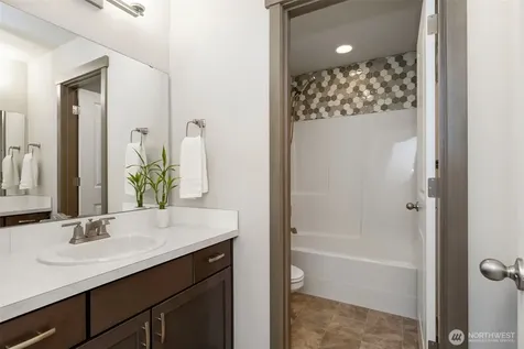 2406 Garfield Place SE Port Orchard WA 98366