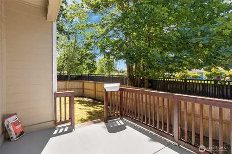 2406 Garfield Place SE Port Orchard WA 98366