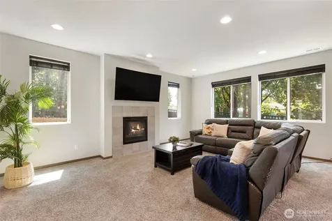 2406 Garfield Place SE Port Orchard WA 98366
