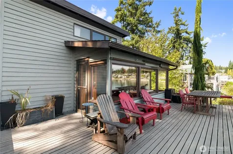 7411 Hermosa Beach Road Tulalip WA 98271