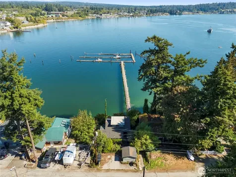 7411 Hermosa Beach Road Tulalip WA 98271