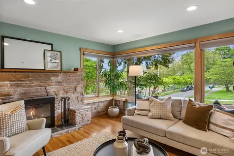 4903 50th Avenue S Seattle WA 98118