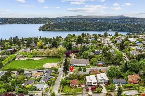 4903 50th Avenue S Seattle WA 98118
