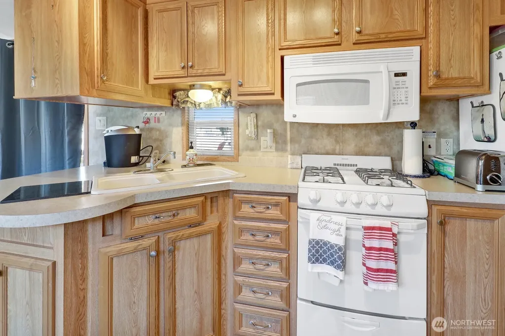 7704 Birch Bay Drive Blaine WA 98230