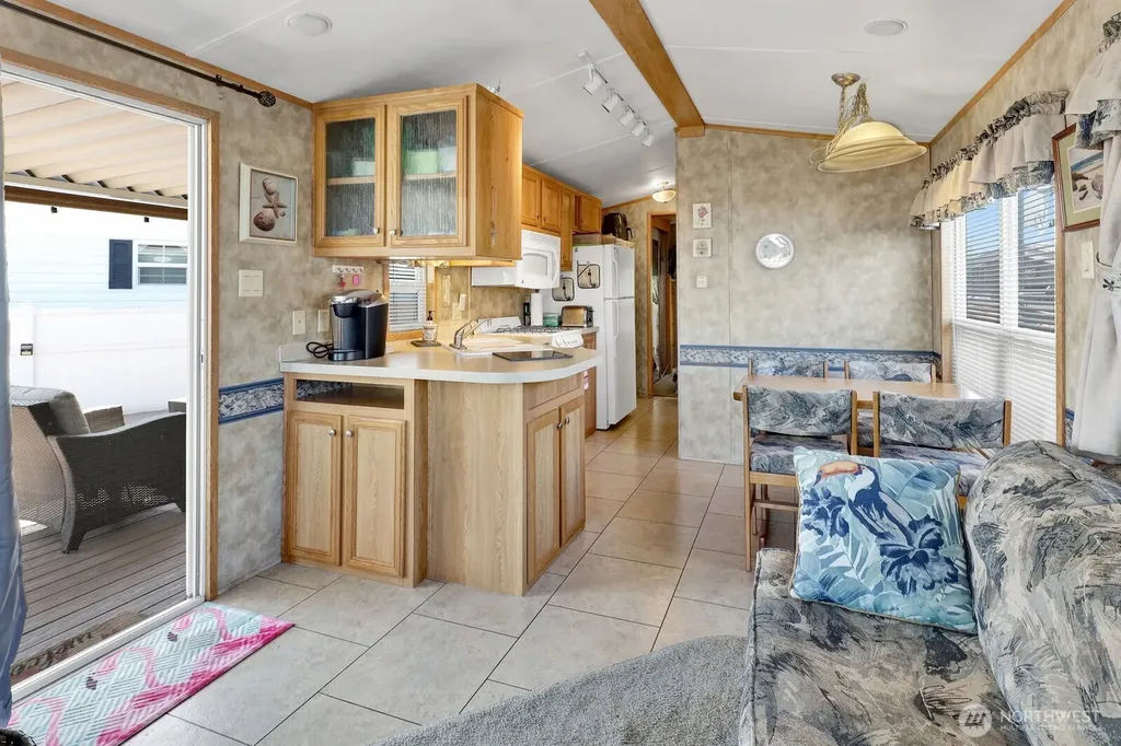 7704 Birch Bay Drive Blaine WA 98230