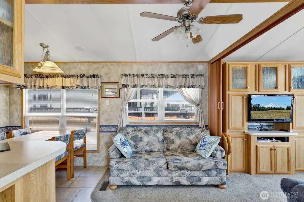 7704 Birch Bay Drive Blaine WA 98230
