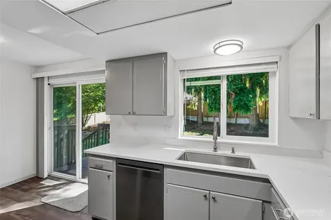 12416 SE 211th Place Kent WA 98031