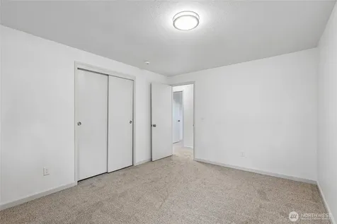 12416 SE 211th Place Kent WA 98031