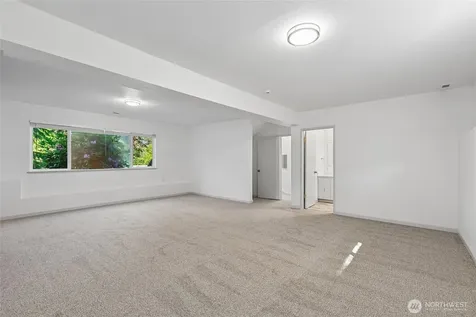 12416 SE 211th Place Kent WA 98031