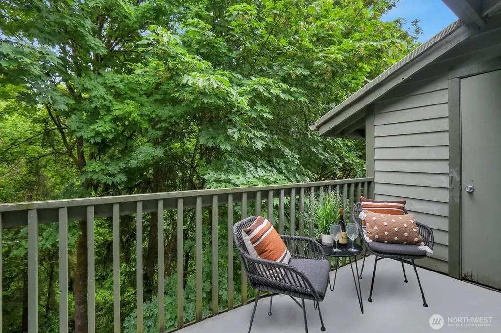 12703 NE 129th Court Kirkland WA 98034