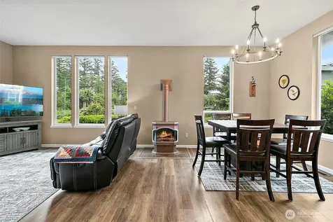 1340 Maloney Grove Avenue SE North Bend WA 98045