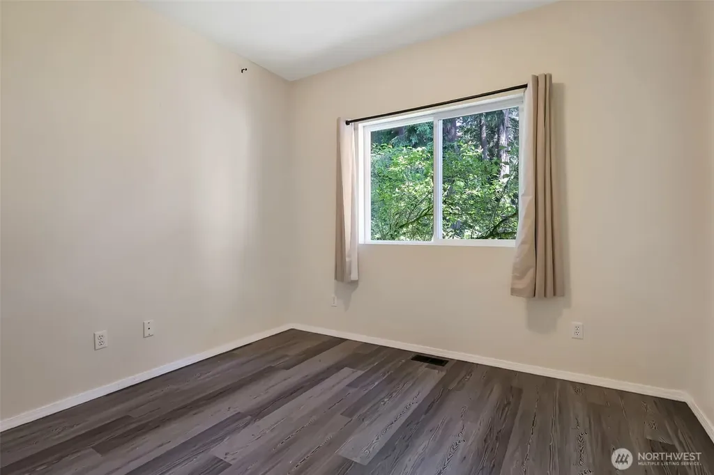 10125 Totem Way Anderson Island WA 98303