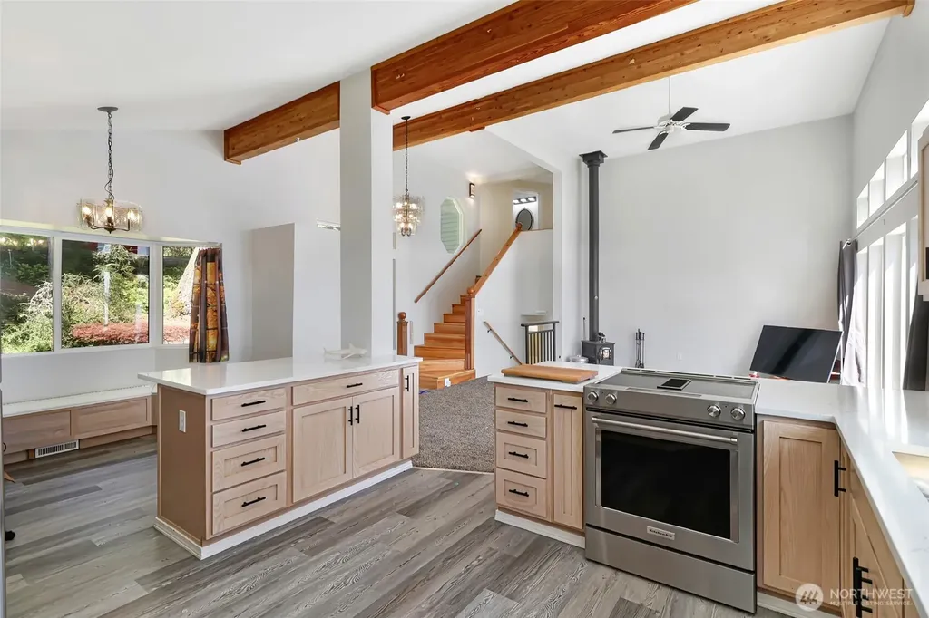 10125 Totem Way Anderson Island WA 98303