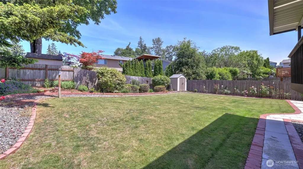 3208 SE 19th Court Renton WA 98058