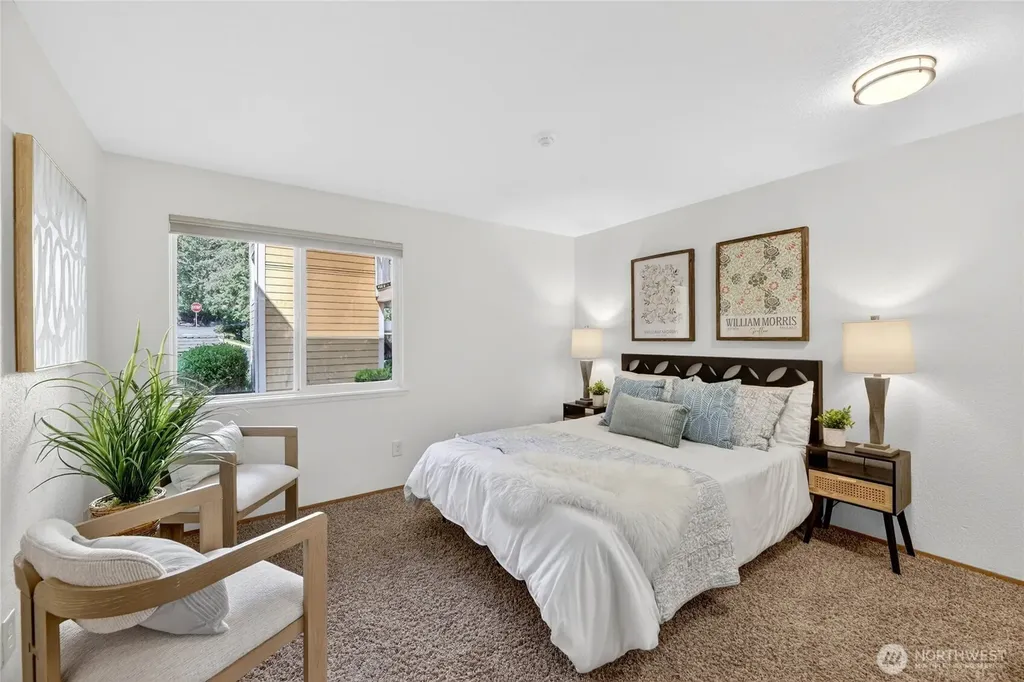 7370 West Lake Sammamish Parkway Redmond WA 98052