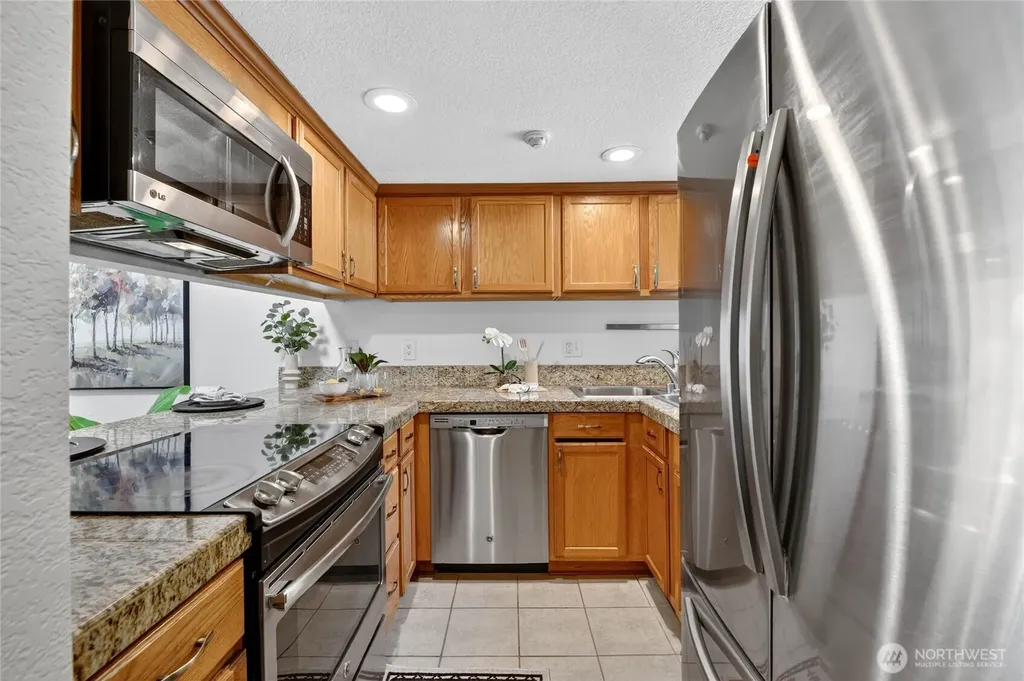 7370 West Lake Sammamish Parkway Redmond WA 98052