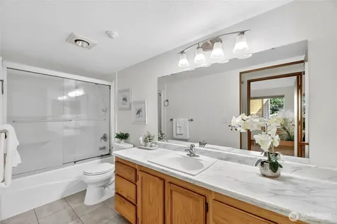 7370 West Lake Sammamish Parkway Redmond WA 98052