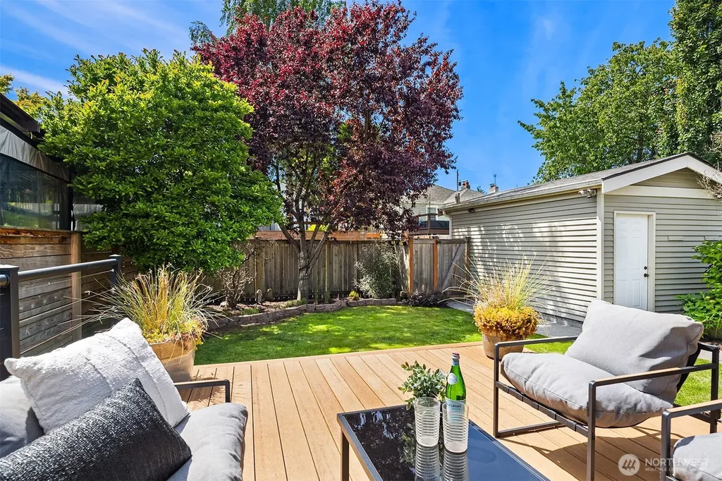 7737 27th Avenue NW Seattle WA 98117